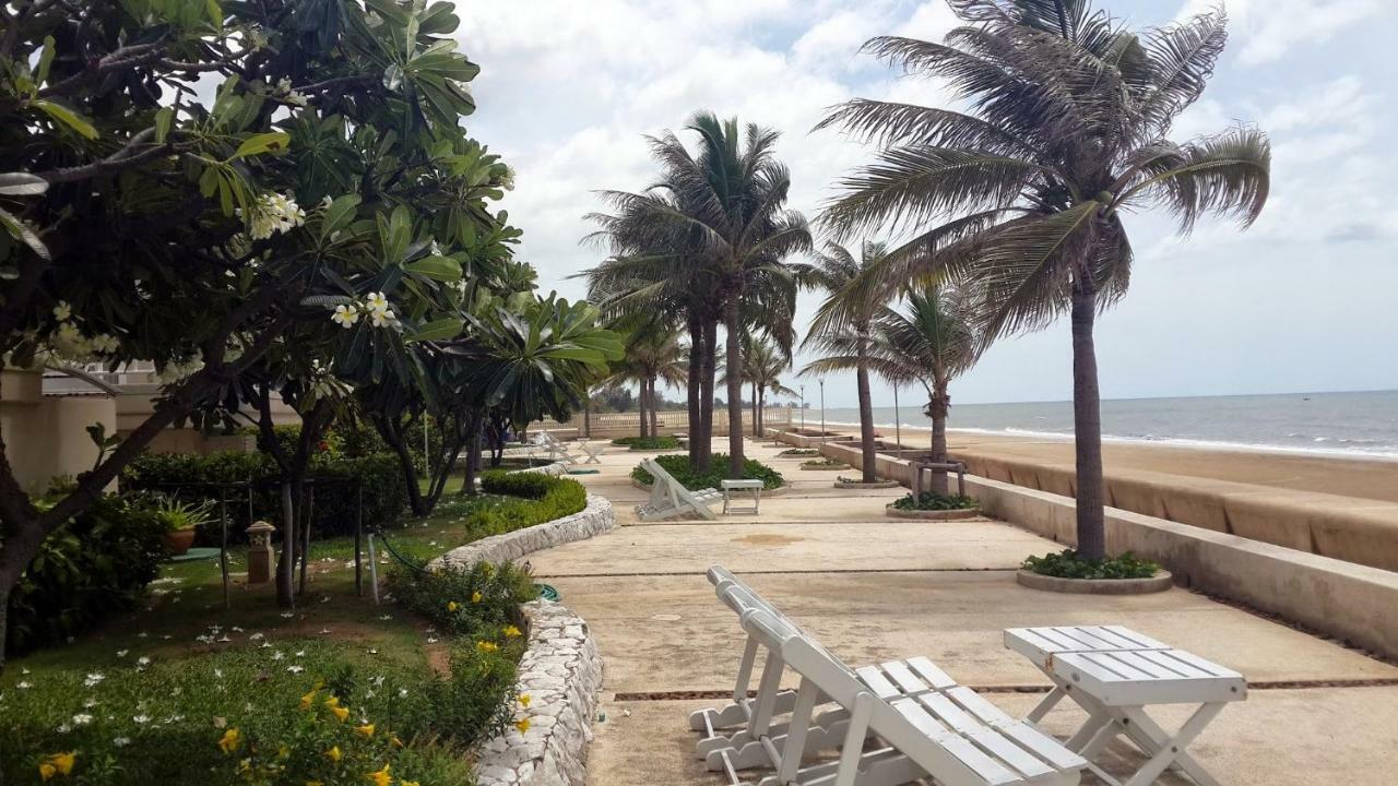 Baan Talay Samran 4 Bedrooms Villa With Beach And 3 Pools ชะอำ ภายนอก รูปภาพ