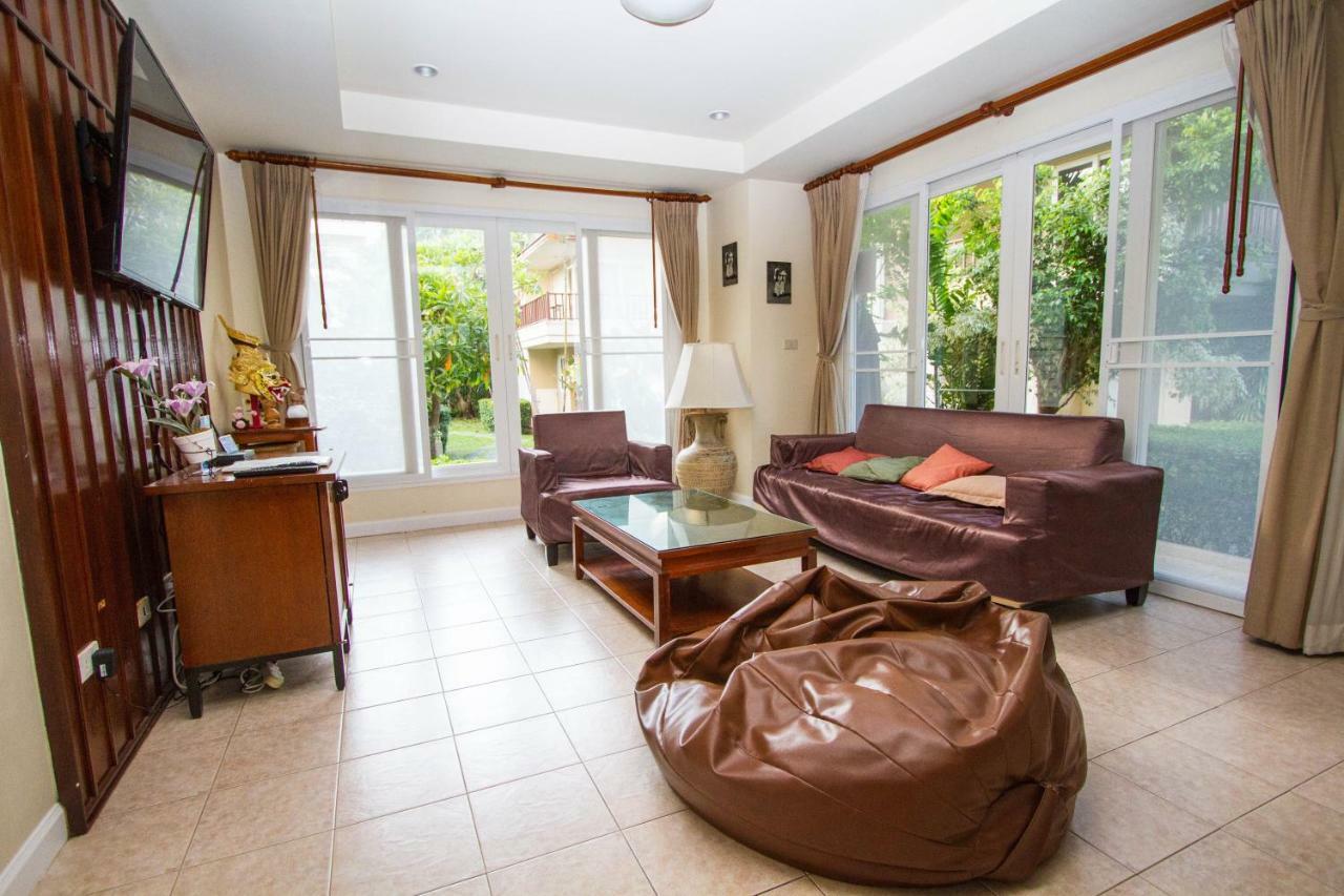 Baan Talay Samran 4 Bedrooms Villa With Beach And 3 Pools ชะอำ ภายนอก รูปภาพ